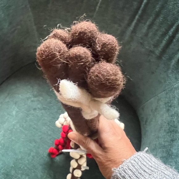 Felted Holly Berry Branches Wool 6 Branches Centerpiece Mantle Decor - Picture 8 of 8